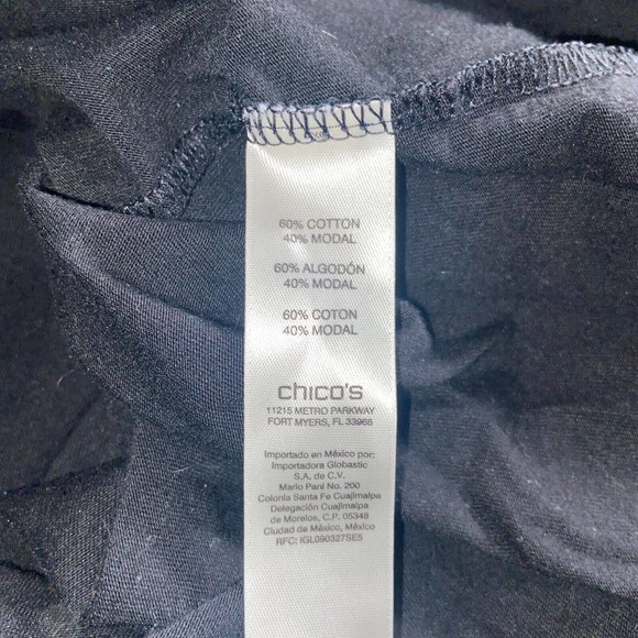 Chico's Zenergy Top Womens 2 Black Star All Over Scoop Neck Long Sleeve Casual - Picture 3 of 12
